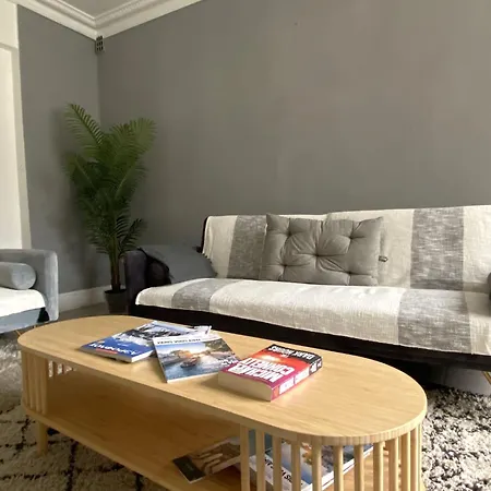 Des Champs Elysées Apartamento