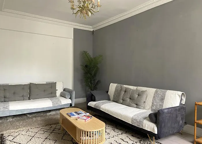 Des Champs Elysees *